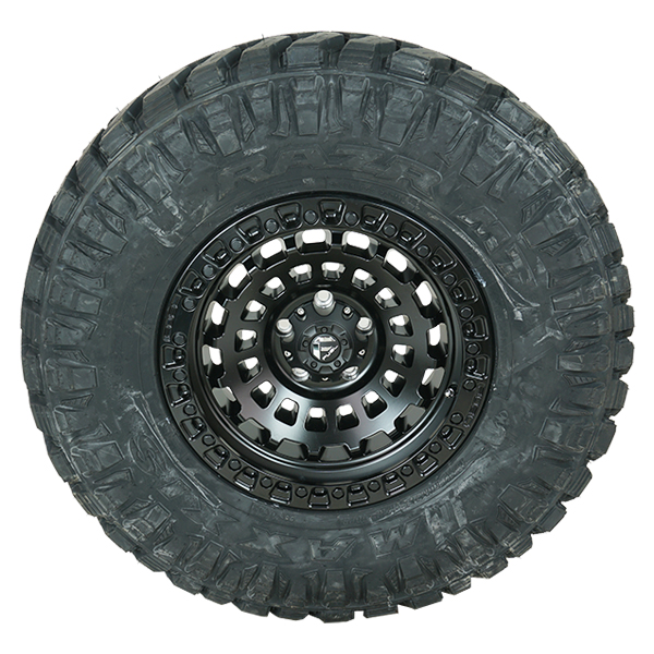 Fuel D633 Zephyr Matte Black Maxxis Razr M/T