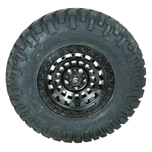 Fuel D633 Zephyr Matte Black Nitto Trail Grappler