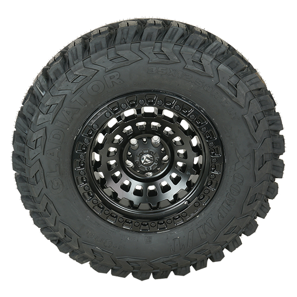 Fuel D633 Zephyr Matte Black Gladiator Xcomp M/T