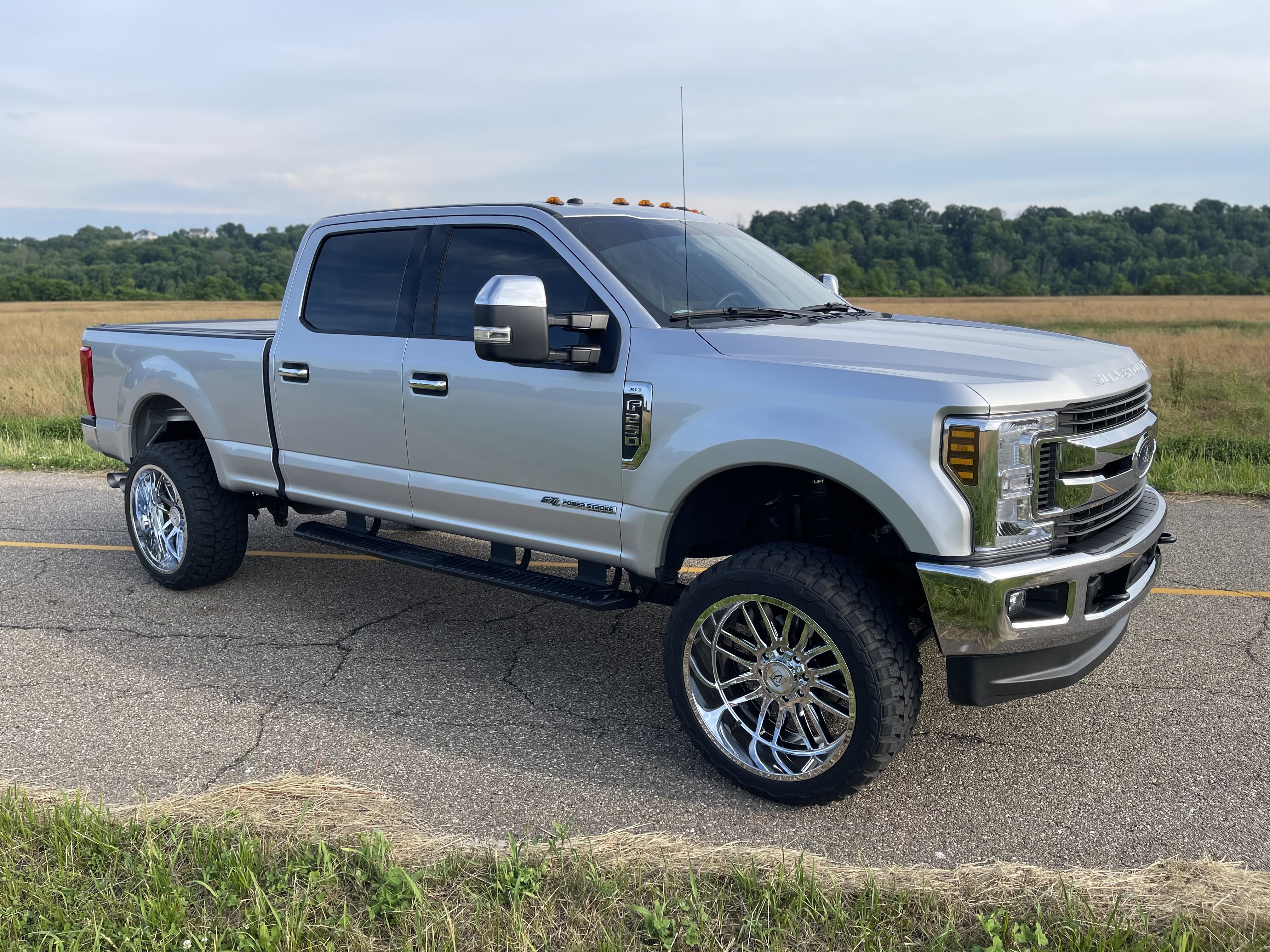 2019 Ford F-250 AXE Offroad Hades Chrome 24x12 -44 Fury Country Hunter M/T 35x13.50R24