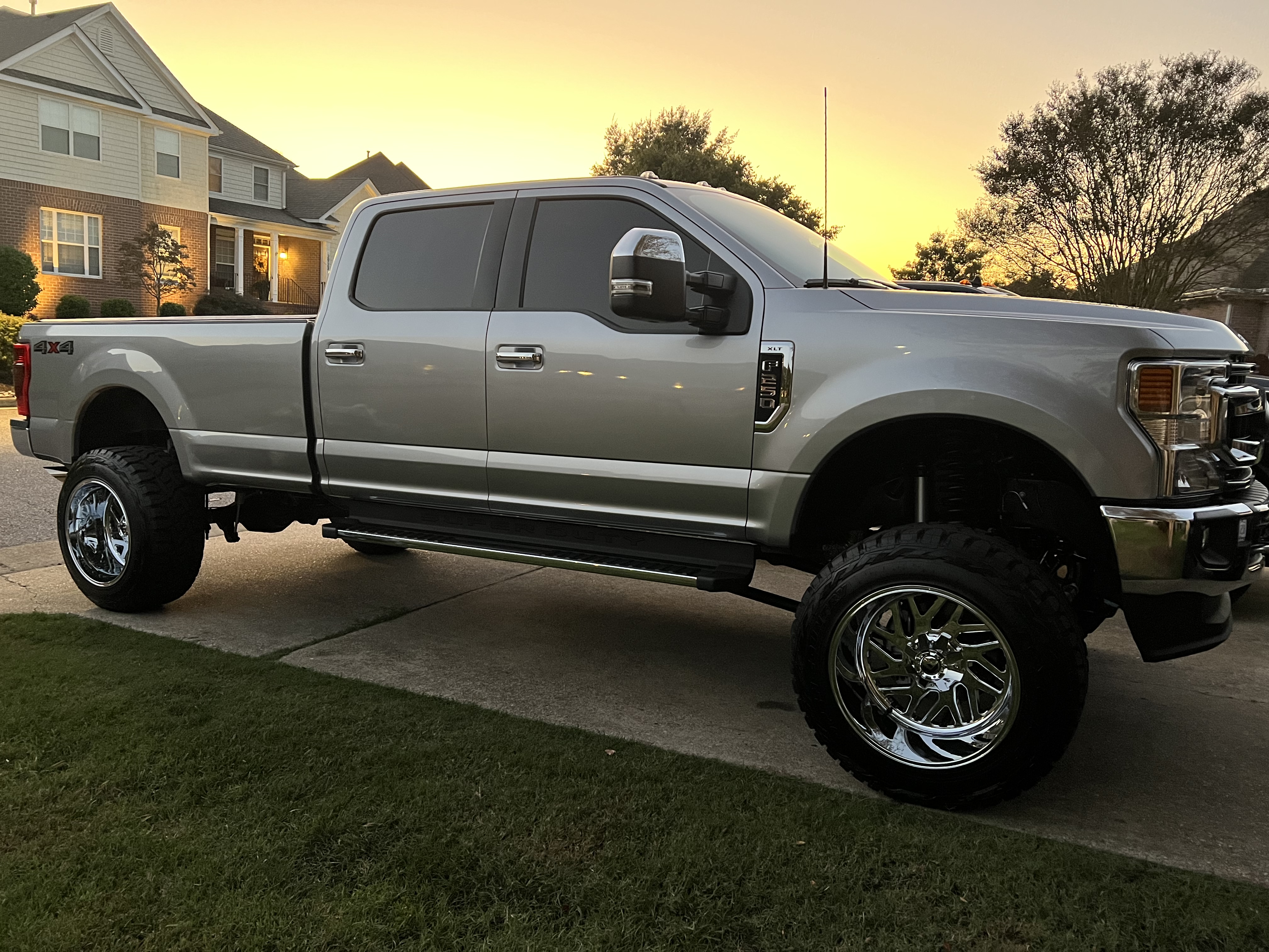2020 Ford F-250 Fuel D609 Triton 22x14 -75 Toyo Open Country M/T 37x13.50R22