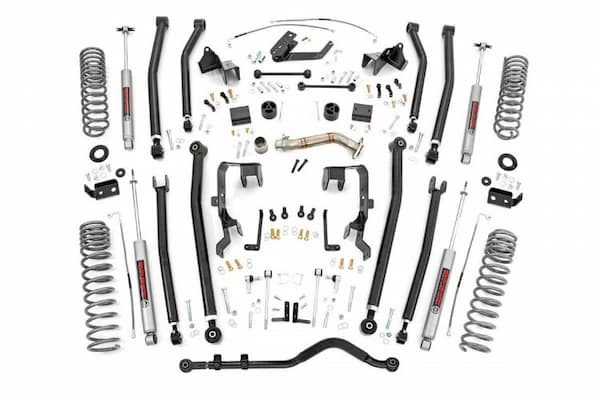 Rough Country 07-18 Jeep Wrangler JK 4WD 4 Inch Lift Kit Long Arm