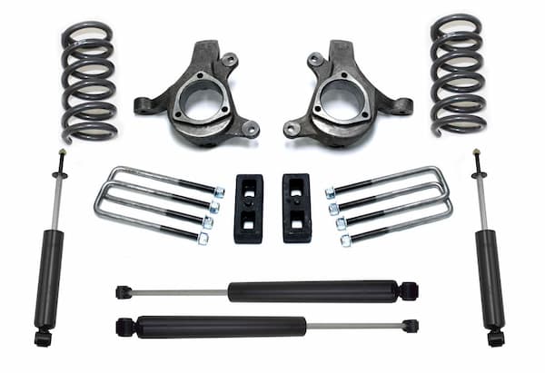 MaxTrac | 99-06 Chevy-GMC Silverado 1500-Sierra 1500 2WD V8 | 5in-3in Spindle Lift Kit