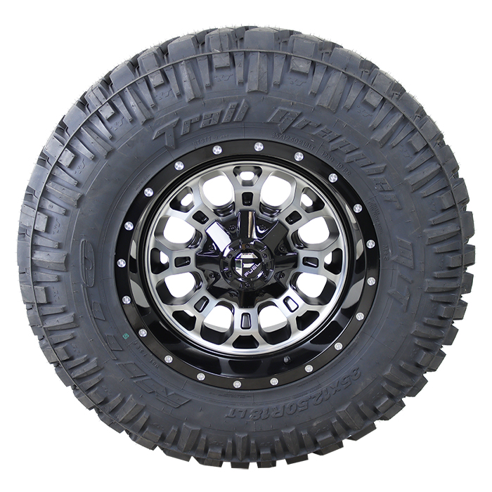 Fuel D561 Crush Gloss Black Double Dark Tint Nitto Trail Grappler
