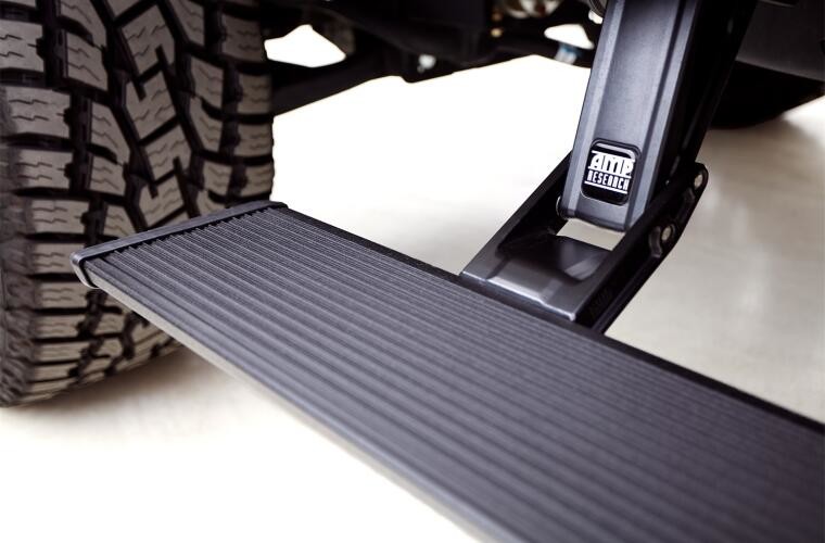 AMP Research | 21-23 Ford Bronco | PowerStep Xtreme - Black