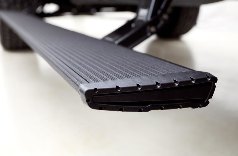 AMP Research | 22 Ford F-250/350/450 | All Cabs (Fits Only Sync 4 Models) PowerStep Xtreme - Black