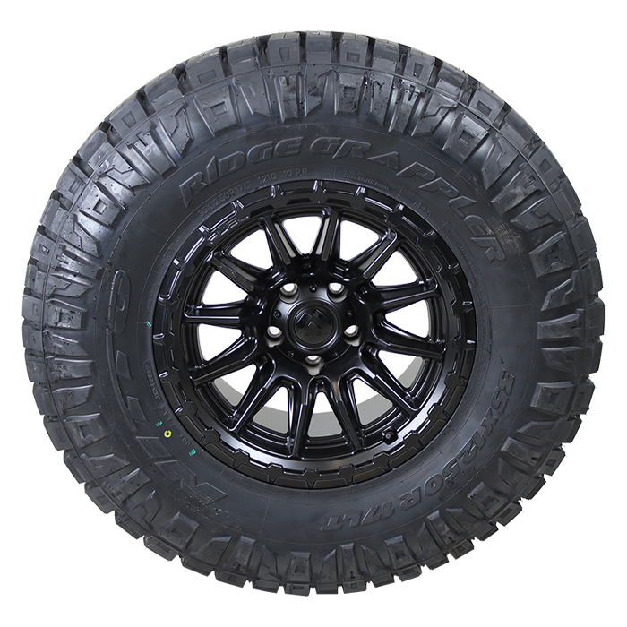 Fuel FC866 Piston Blackout Nitto Ridge Grappler