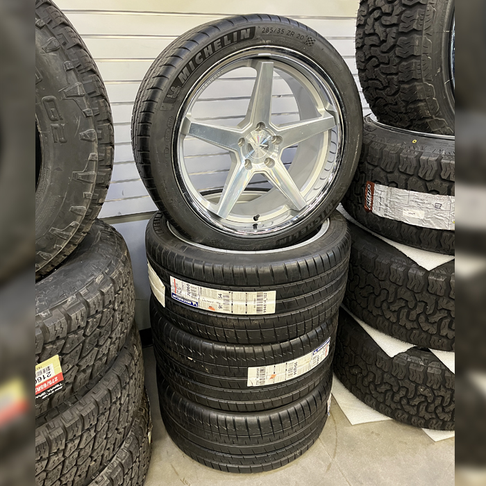 Ferrada FR3 Silver Face Chrome Lip 20x10 40mm 5x120 Michelin Pilot Sport 4S 285/35ZR20 XL