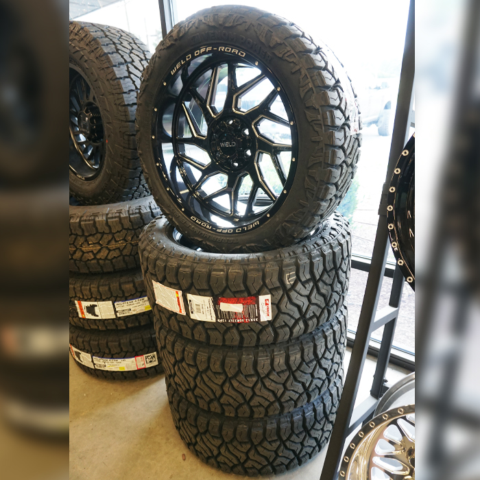 WELD Offroad Wheels Fulcrum W117 Gloss Black Milled 22x10 -18mm Offset 6x135,6x139.7 Venom Power Tires Terra Hunter R/T Plus 33x12.50R22 F Wheel And Tire Package