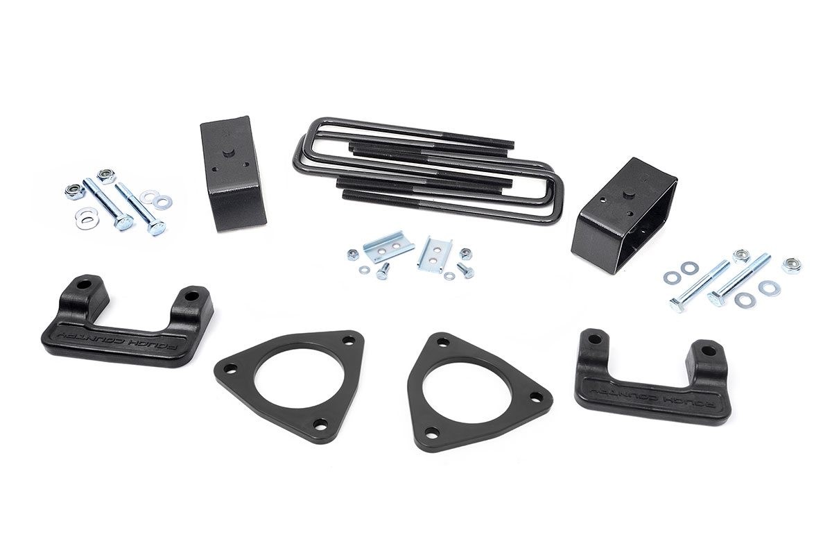 Rough Country 2.5 Inch Lift Kit Magneride GMC Sierra 1500 Denali 2WD/4WD (2014-2018)