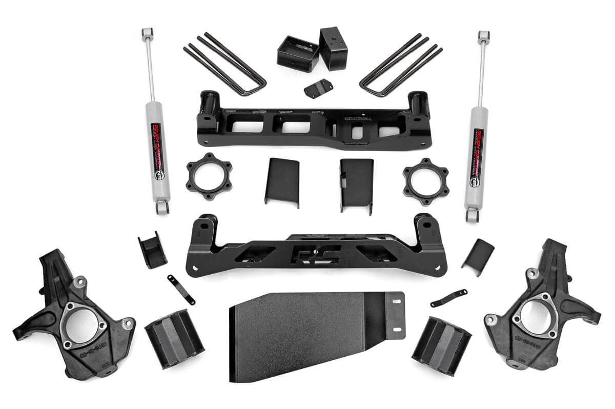 Rough Country 5 Inch Lift Kit | Chevy Silverado & GMC Sierra 1500 4WD (2007-2013)