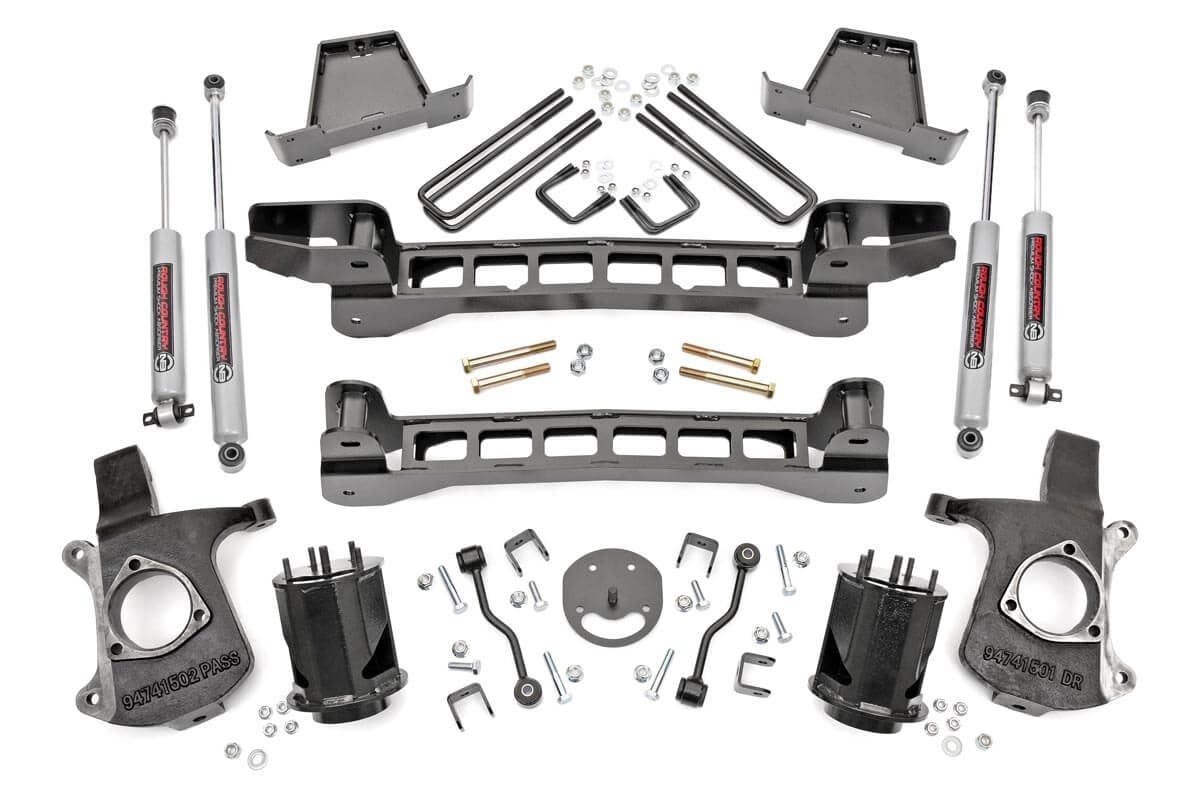 Rough Country 6 Inch Lift Kit | Chevy Silverado & GMC Sierra 1500 2WD (1999-2006 & Classic)