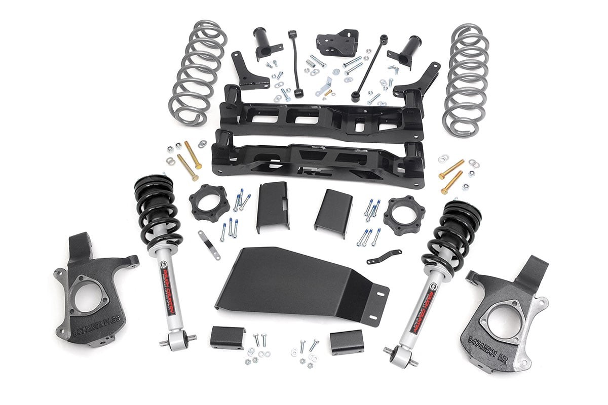 Rough Country 7.5 Inch Lift Kit | N3 Struts | Chevy Avalanche 2WD/4WD (2007-2013)