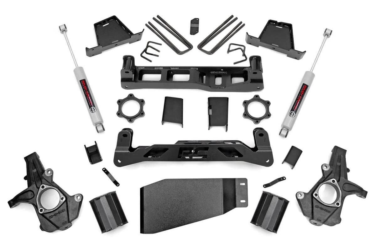 Rough Country 7.5 Inch Lift Kit | Chevy Silverado & GMC Sierra 1500 4WD (2007-2013)