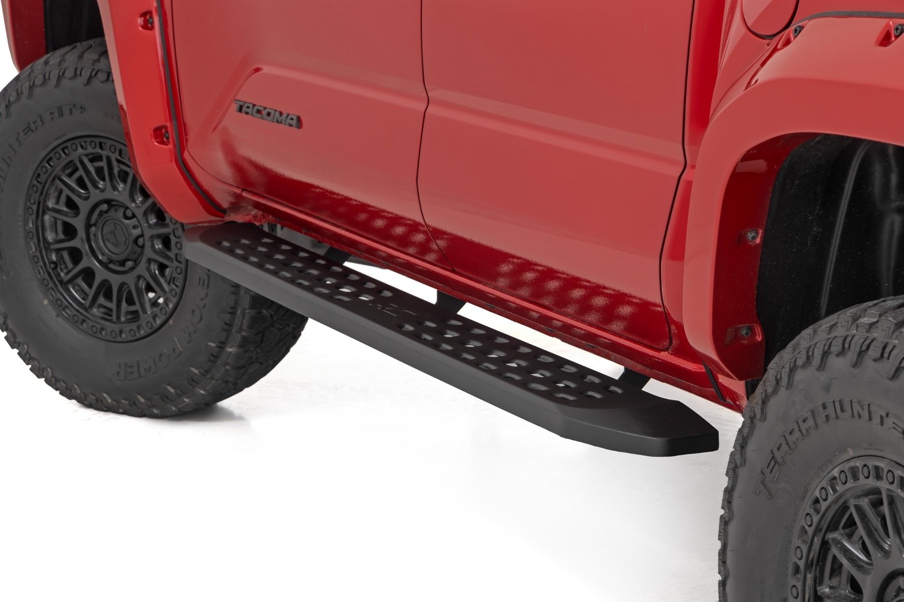 Rough Country RPT2 Running Board | Double Cab | Black | Toyota Tacoma 2WD/4WD (2024-2025)