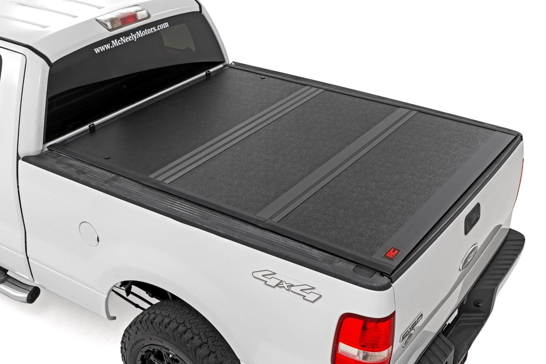 Rough Country Hard Low Profile Bed Cover | 6'7" Bed | Ford F-150 2WD/4WD (2004-2014)