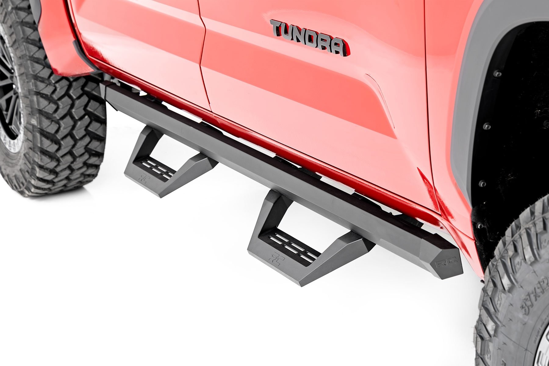 Rough Country SRX2 Adj Aluminum Steps | CrewMax | Toyota Tundra 2WD/4WD (2022-2025)