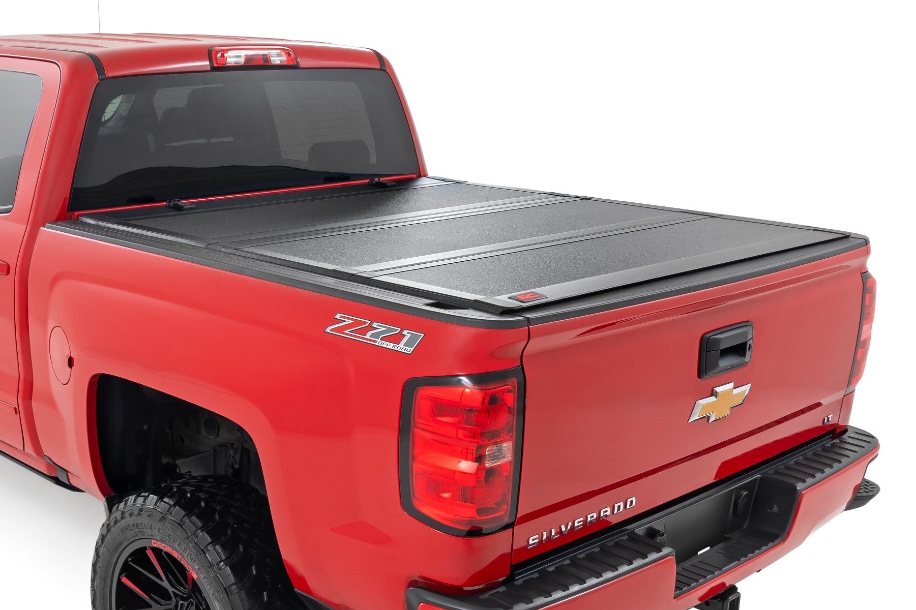 Rough Country Hard Tri-Fold Flip Up Bed Cover | 5'9" Bed | Chevy/GMC 1500 (14-18 & Classic)