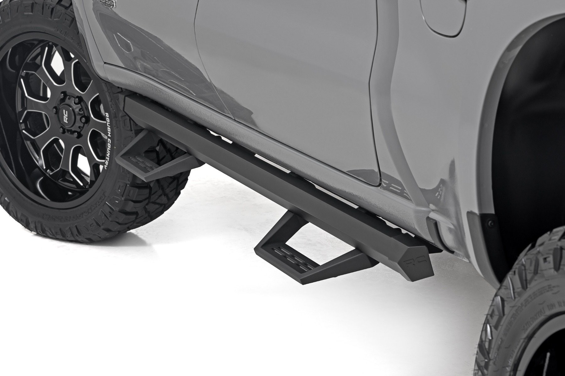 Rough Country SRL2 Adj Aluminum Step | Crew Cab | Chevy/GMC 1500/2500HD (19-25 & Classic)
