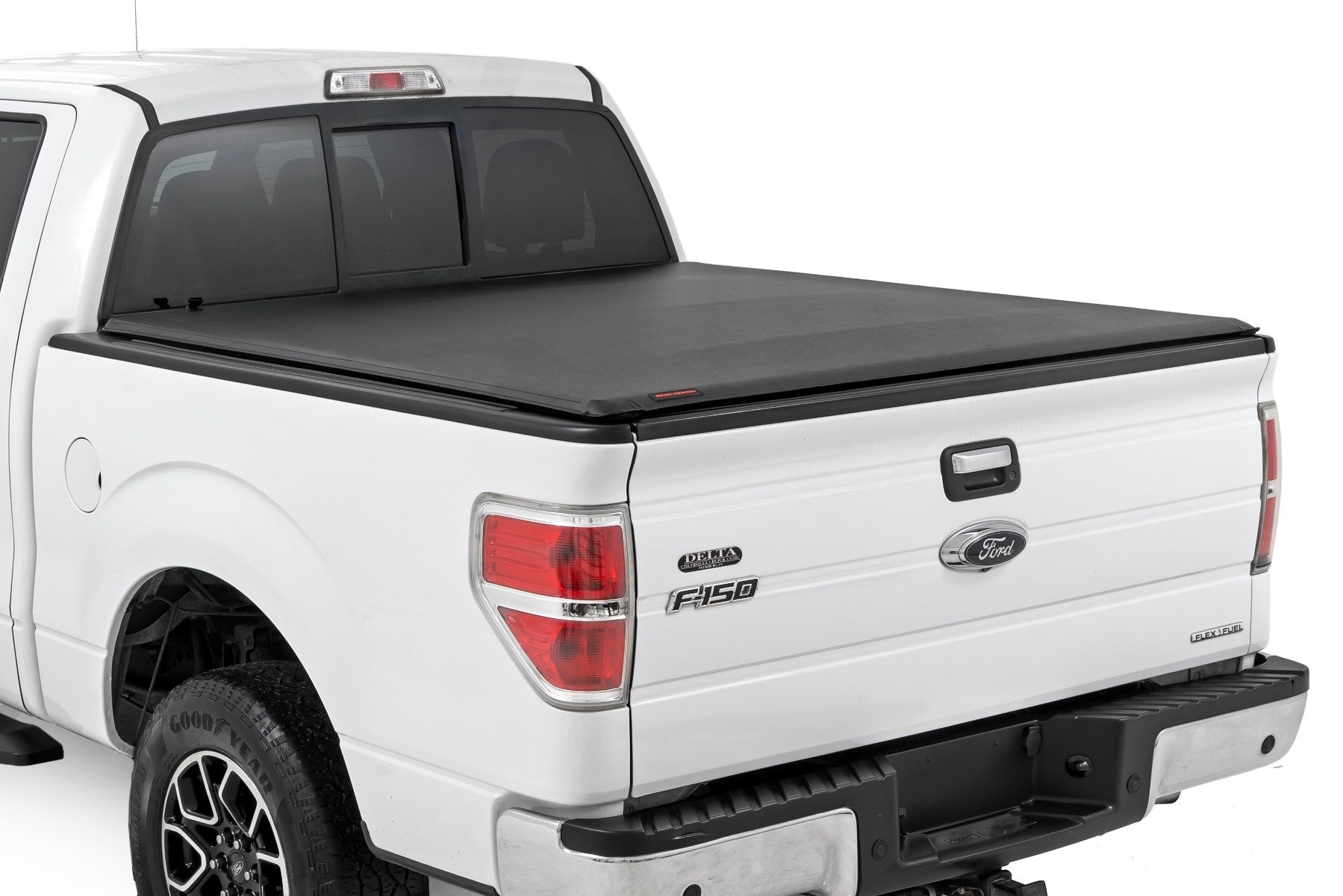 Rough Country Soft Roll Up Bed Cover | 5'7" Bed | Ford F-150 2WD/4WD (2009-2014)