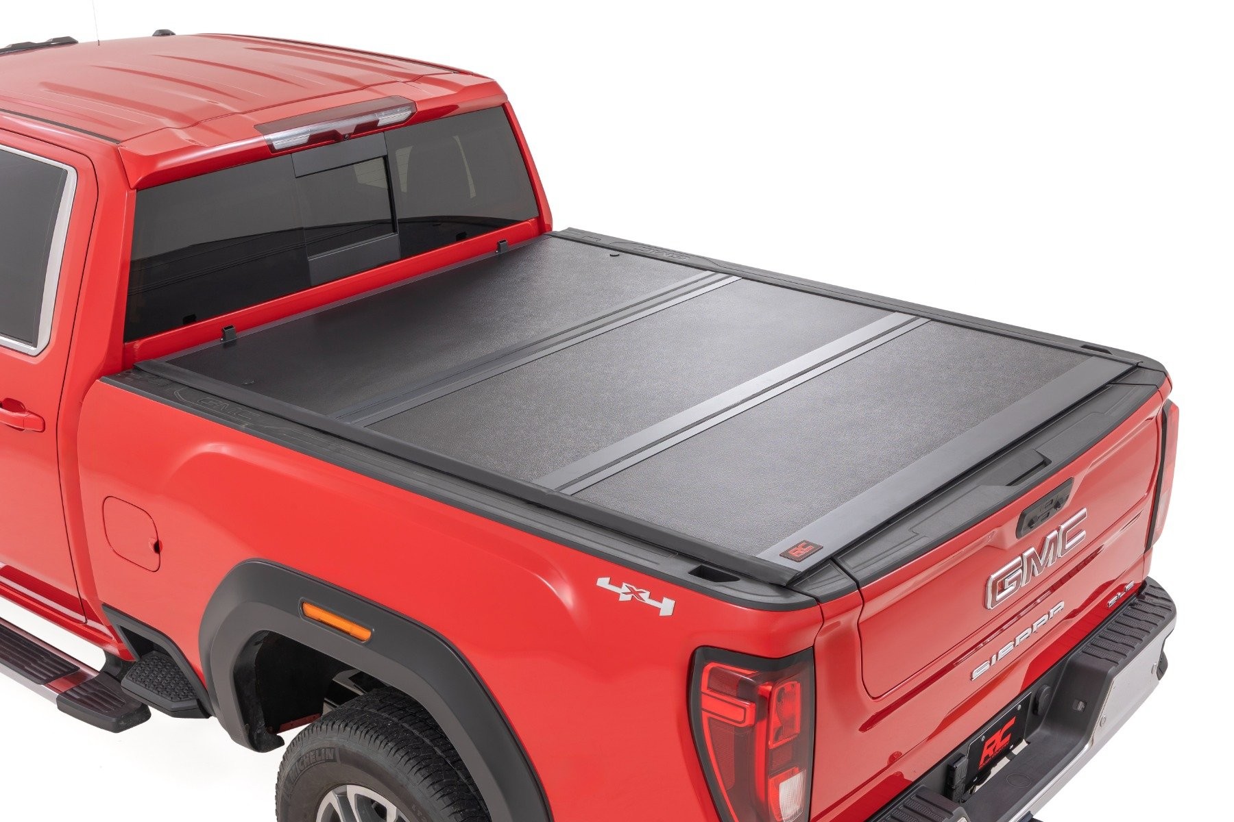 Rough Country Hard Low Profile Bed Cover | 6'9" Bed | Rail Caps | Chevy/GMC 2500HD/3500HD (20-25)