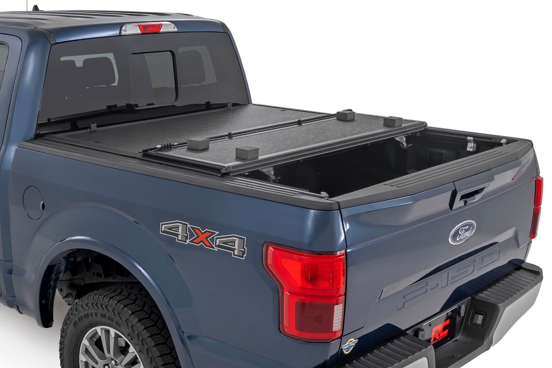 Rough Country Hard Low Profile Bed Cover | 5'7" Bed | Ford F-150 (15-20)/Raptor (17-20)