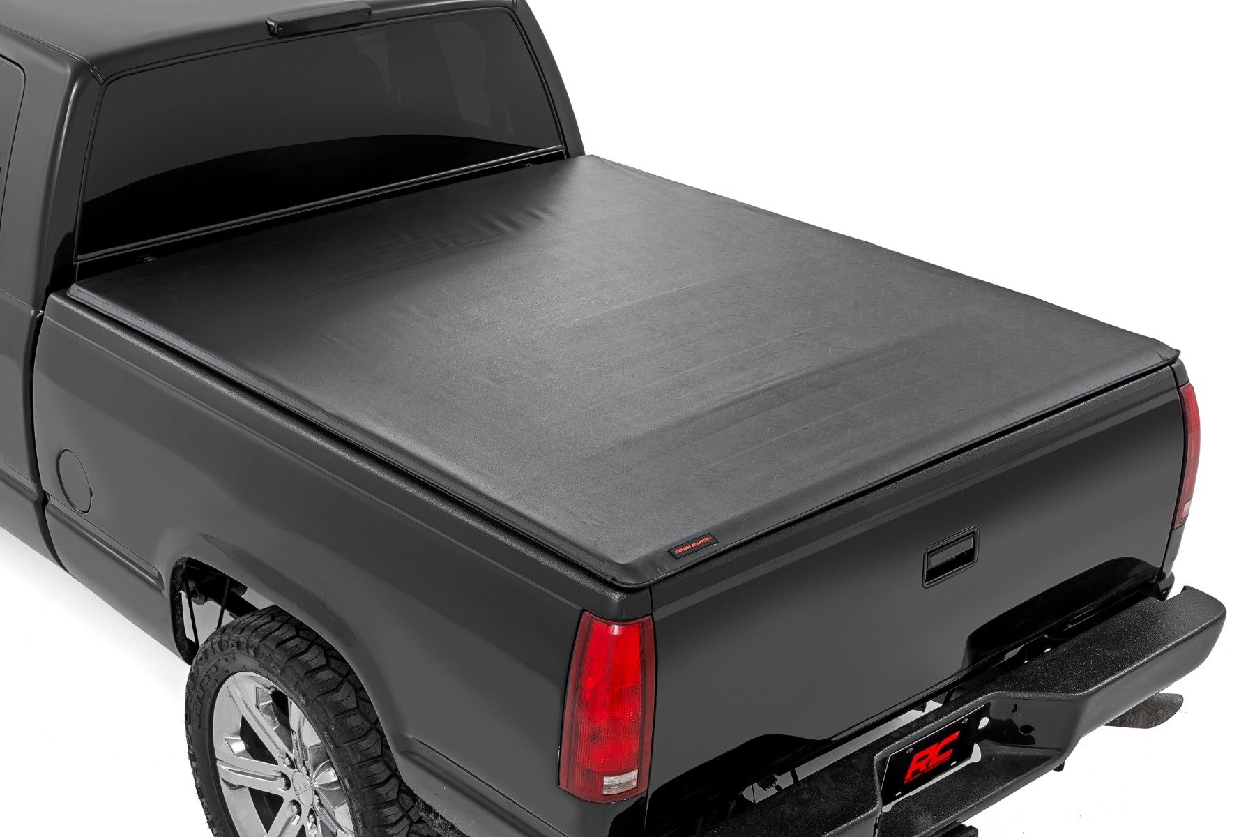 Rough Country Soft Roll Up Bed Cover | 6'7" Bed | Chevy/GMC 1500 (00-06 & Classic)