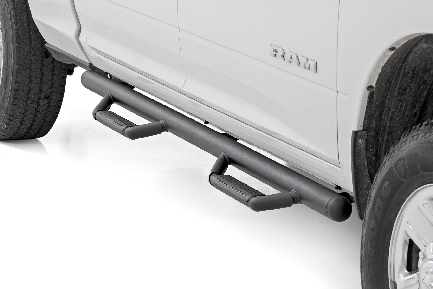 Rough Country Nerf Steps | Cab Length | Crew Cab | SRW | Ram 1500/2500/3500 2WD/4WD (10-25 & Classic)