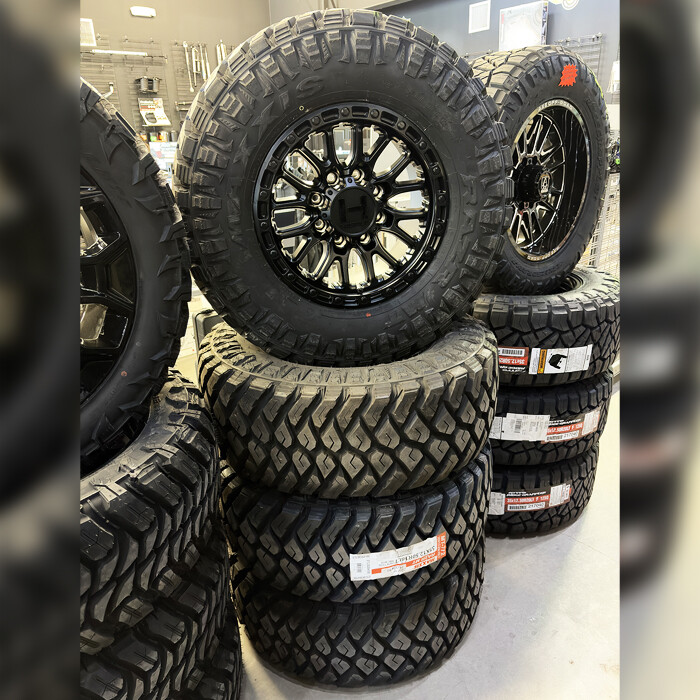 Hostile Wheels Ridgecrest H135 Asphalt 18x9 12mm Offset 8x170 Maxxis ...